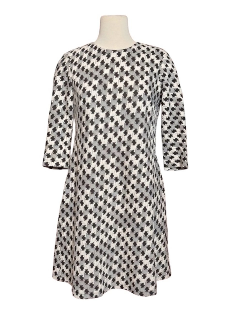 Taylor Black and White‎ Houndstooth Long Sleeve Dress